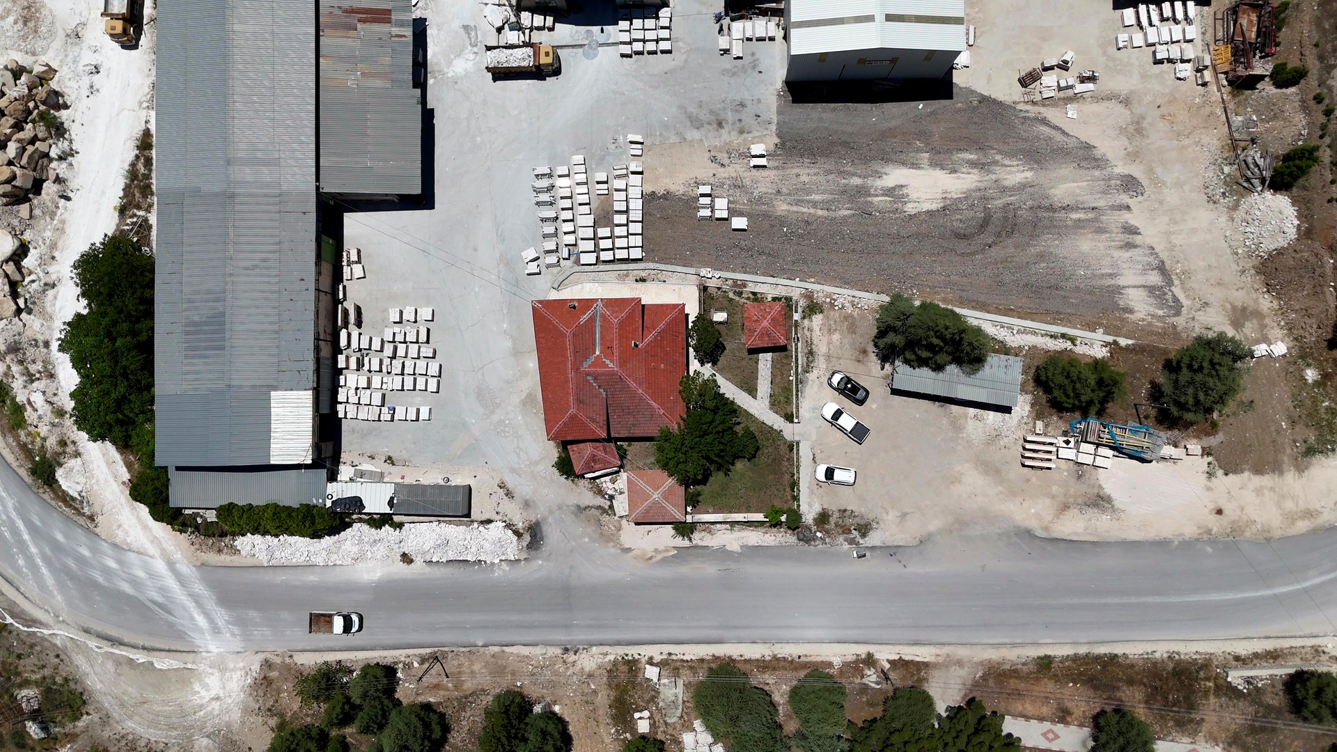 RSI Marble Karamanlı Entegre Fabrikası Kuşbakışı